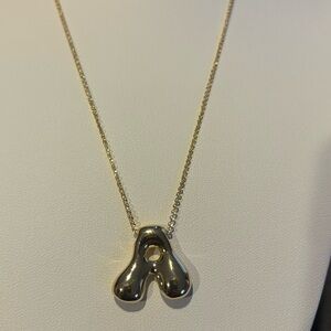 Anthropologie bubble letter monogram necklace in gold, letter A